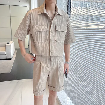 הקיץ קפלים קבוצות גברים אופנה גדולים קצר שרוול החולצה המכנסיים שני חלקים אנשים קוריאנית חופשי מזדמן סטים קצרים Mens סטים