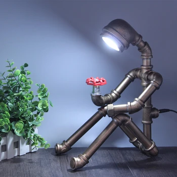 יצירתי רטרו טעינה האוצר את הרובוט התעשייתי מנורת שולחן בר אור קישוט מעונות סטודנטים השולחן מתנה צינור מים המנורה