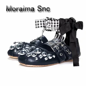 Moraima Snc האביב עור מסמרות משובצים שטוח נעלי אישה עגול הבוהן נעליים מזדמנים פרפר-קשר עיצוב דירות בלט נעליים